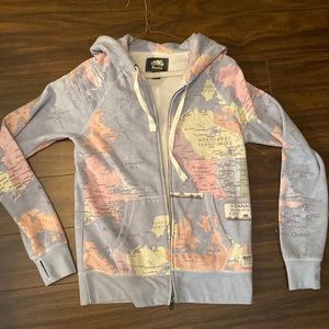 Limited edition Roots Canada sweater NWOT